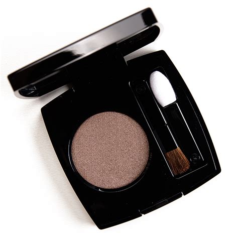 temptalia Chanel ombre powder shadow